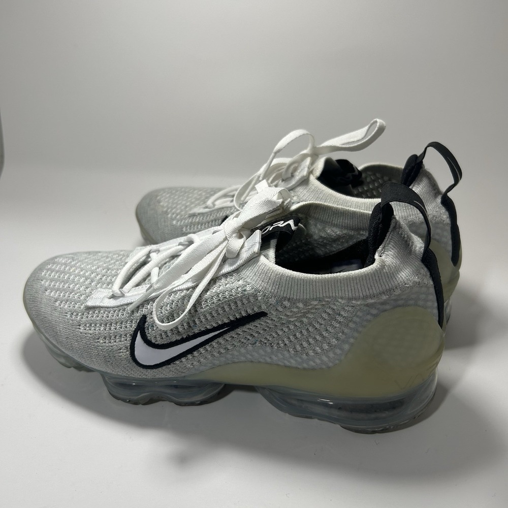 Nike VaporMax 2021 Flyknit Mens 6.5 White DH4084-100 Running Shoes